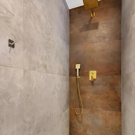 Retro Luxury 1br * 布拉迪斯拉发