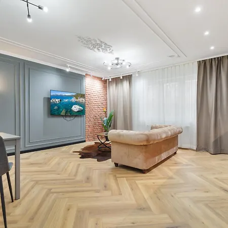 Διαμέρισμα Retro Luxury 1br